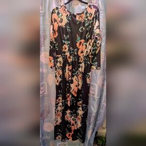 Elegant Black Floral Maxi Dress, 2X